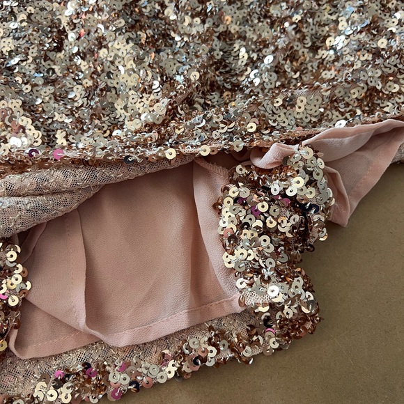 NWT bohme Shorts Gold Sequins size 6 - Picture 7 of 7